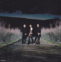 Queen And Paul Rodgers  The Cosmos Rocks : Booklet 8